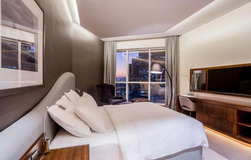 Radisson Blu Hotel, Dubai Waterfront