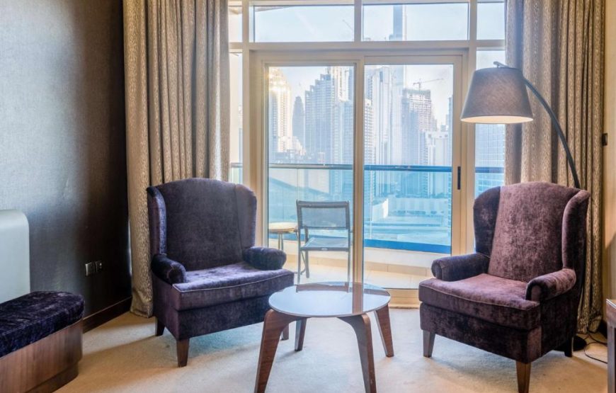 Radisson Blu Hotel, Dubai Waterfront