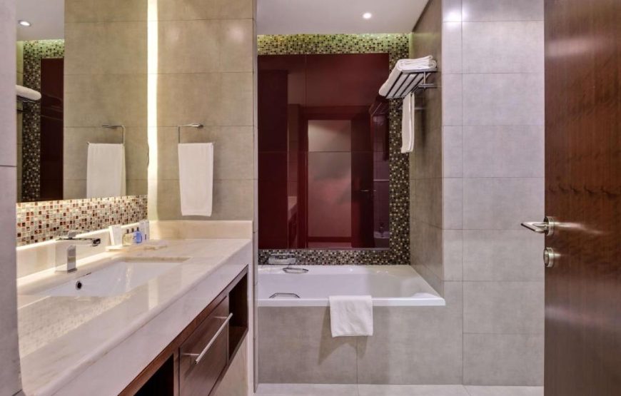 Radisson Blu Hotel, Dubai Waterfront