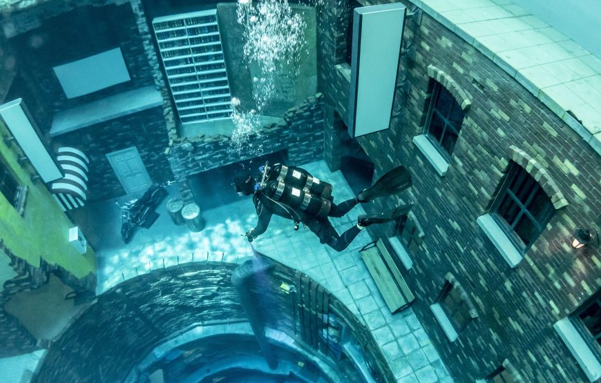 Deep Dive Dubai