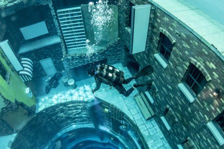 Deep Dive Dubai