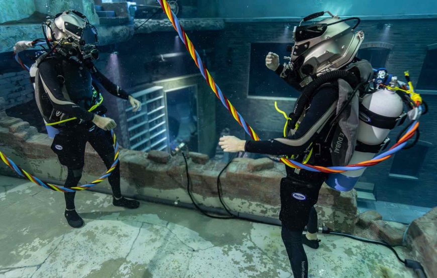 Deep Dive Dubai