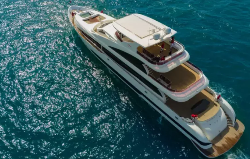 Luxury Yacht Rental Dubai